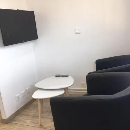 Joli Studio 21 M2 Avec Parking Privé * Aix-les-Bains