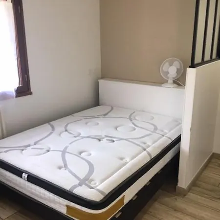 Lägenhet Joli Studio 21 M2 Avec Parking Privé